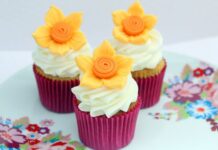 Receita de 10 Ideias de como decorar cupackes para o dia das mães | Amo Receita
