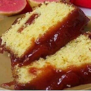 Bolo de fubá com goiabada | Amo Receita