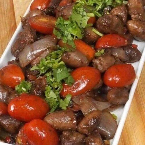 Receita de Coração de frango na frigideira | Amo Receita