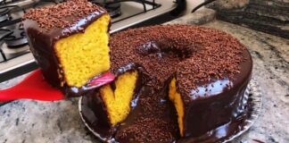 Receita de Bolo vulcão de cenoura | Amo Receita