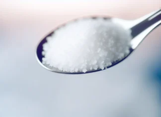 O que é glutamato monossódico (Ajinomoto)? Faz mal? Saiba tudo sobre esse realçador de sabor