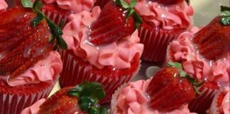 Receita de Cupcake de morango: | Amo Receita