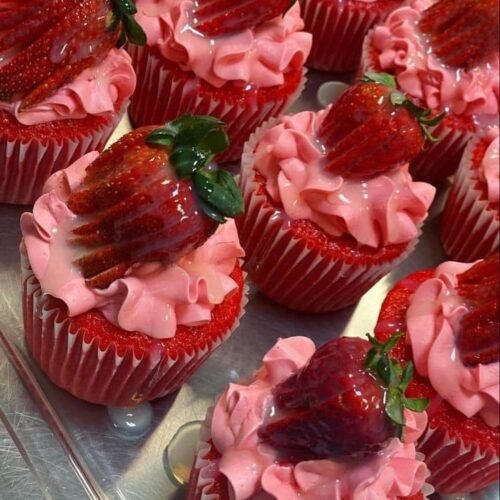 Receita de Cupcake de morango: | Amo Receita