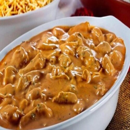 Receita de Estrogonofe de Frango Cremoso | Amo Receita