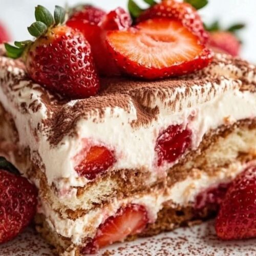 Receita de Tiramisu de Morango Italiano | Amo Receita