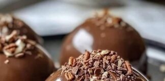 Receita de Cúpulas de Chocolate e Praline com Mousse de Mascarpone | Amo Receita