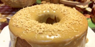 Receita de Bolo de Paçoca com Iogurte | Amo Receita
