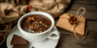 Receita de Brownie de Caneca com Amêndoas | Amo Receita