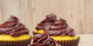 Receita de Cupcake de Cenoura com Chocolate | Amo Receita