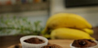 Receita de Muffin de banana com pasta de amendoim | Amo Receita