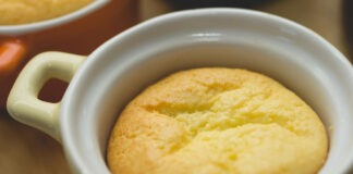 Receita de Bolo de fubá de caneca simples | Amo Receita