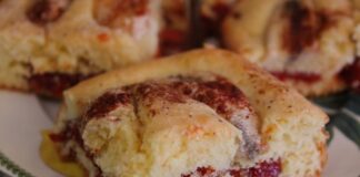Receita de Bolo de banana com goiabada | Amo Receita