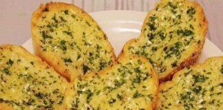 Torrada de pão doce temperada com orégano | Amo Receita