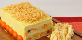 Receita de Pão salgado com frango e purê | Amo Receita