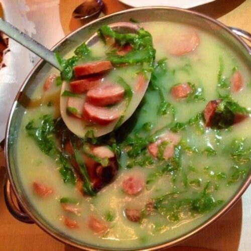 Receita de Caldo Verde com Linguiça Defumada | Amo Receita