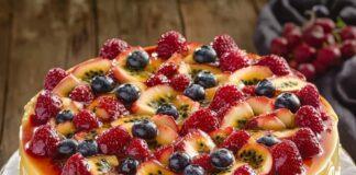Torta de Maracujá com Frutas Vermelhas e Crosta de Castanha-do-Pará | Amo Receita